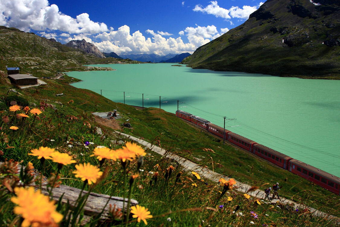 Zoom: panorama_weitwanderung_bernina_4.jpg