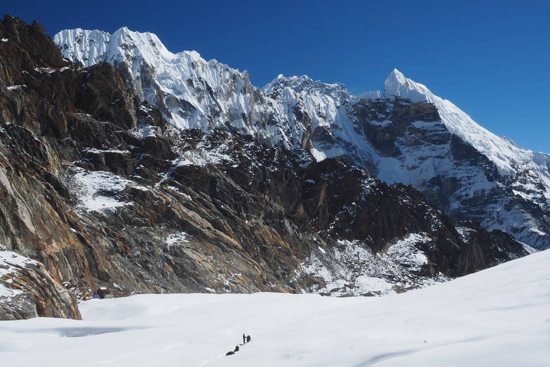 Zoom: a Trekking mit Lobuche Peak05.jpg