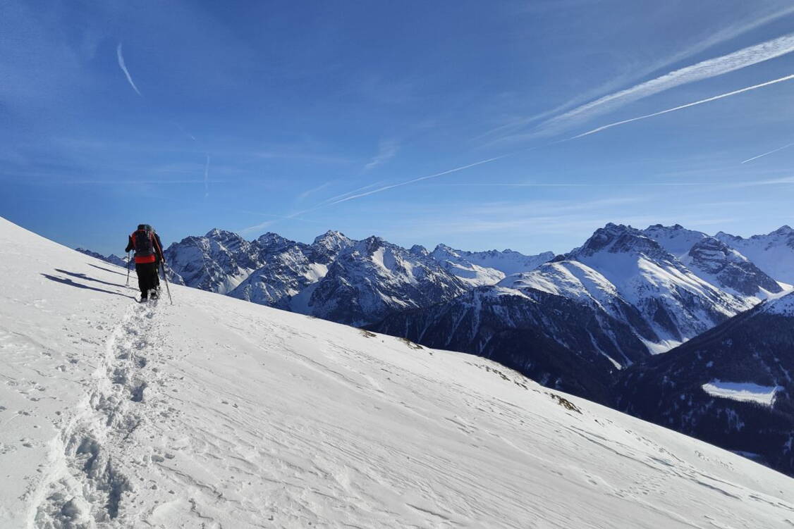 Zoom: Schneeschuhtouren Unterengadin