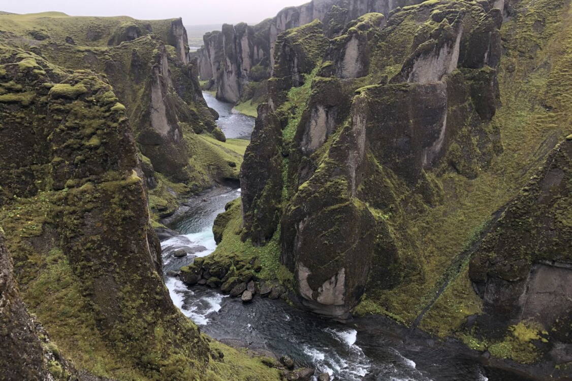 Zoom: Island Wanderreise