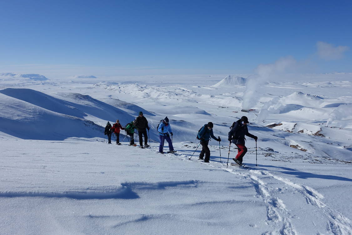 Zoom: Island Schneeschuhtouren