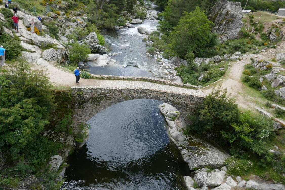 Zoom: Korsika Wanderreise mit mittelschweren Wanderungen