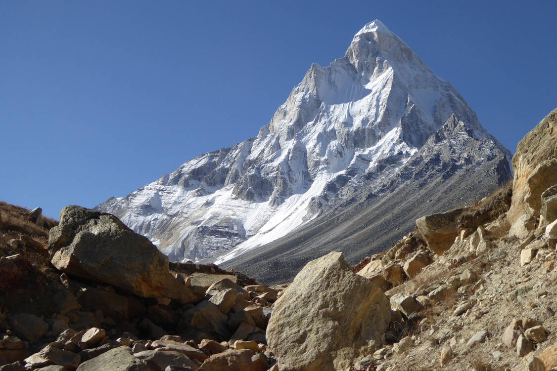 Zoom: Garhwal Trekking Shivling