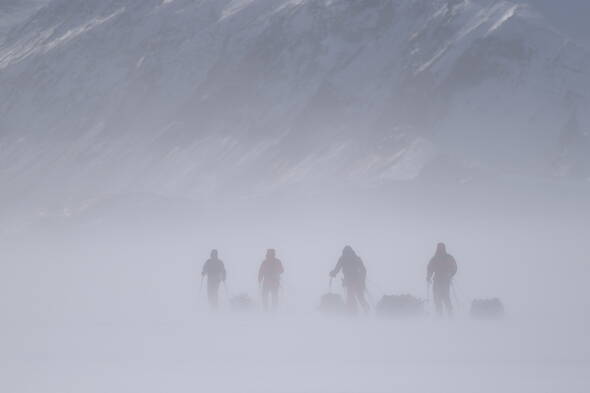 Zoom: Wetterumschlag auf der Ski-Expedition Atomfjella Spitzbergen