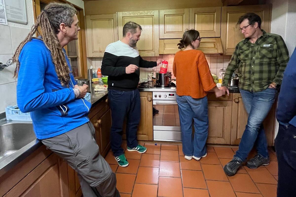 Zoom: Reiseleiter-Team-Treffen 2025