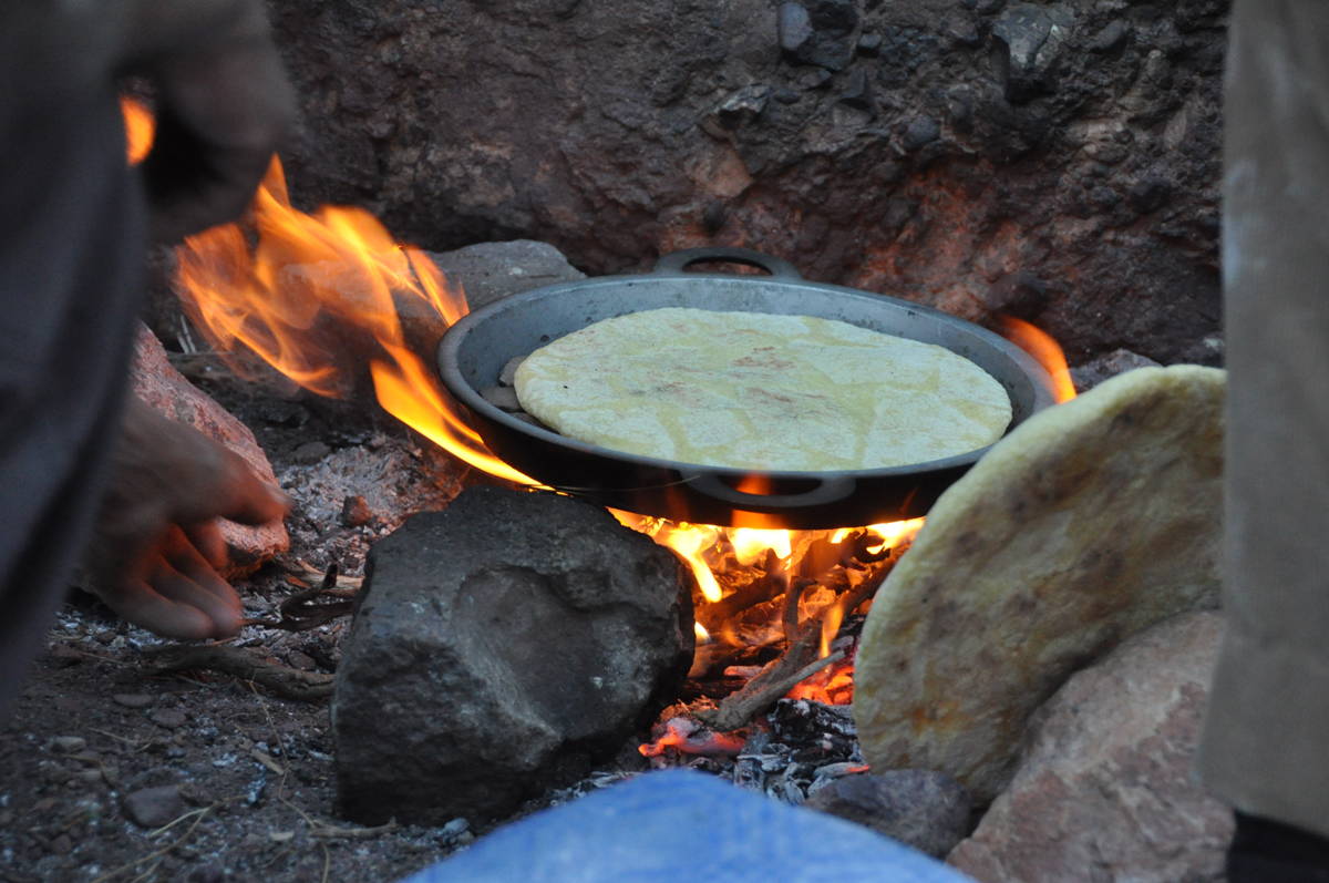 Zoom: Fladenbrot - Marokko Trekkingreise