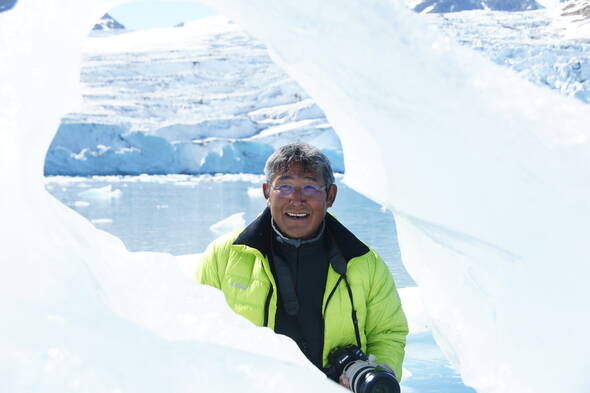 Zoom: Grönland - Gert, seine spannende Lebensgeschichte berührt.